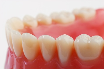 Dentures are available at Clubb Dental, Brisbane