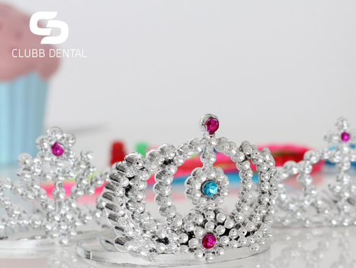 What does a dental crown do?